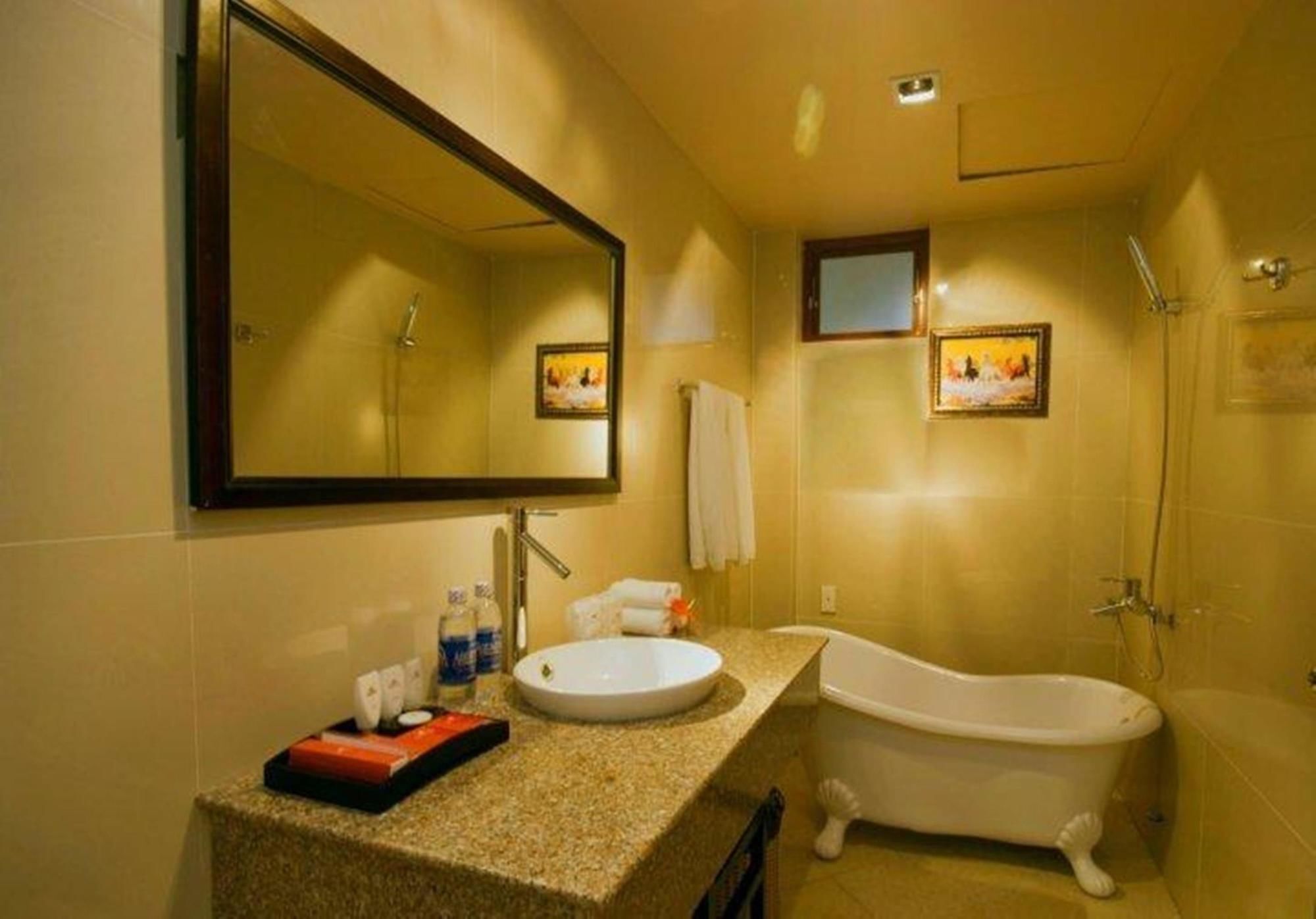 Song Tien Annex Hotel Mỹ Tho Eksteriør billede
